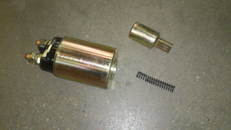 картинка РЕЛЕ ВТЯГИВАЮЩЕЕ FAW 1031, 1041.1051 - 12V С ПРУЖИНОЙ  3731112-Q3