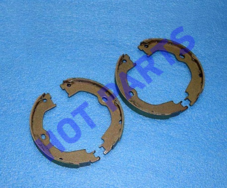 картинка КОЛОДКИ СТОЯНОЧНОГО ТОРМОЗА  T15-6GN3502170